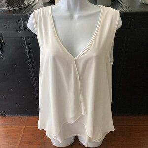Green Envelope White Sleeveless Layered Blouse Large